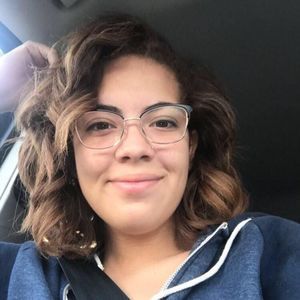 Meet your Posher, Becca